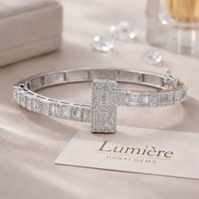 Lumiere Baguette Bangle Round