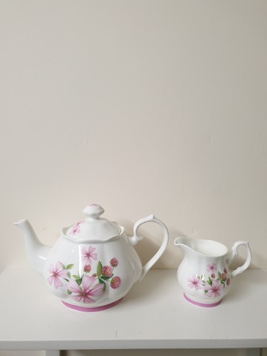 Vintage royal victoria - royal,