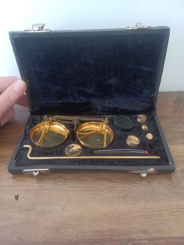 Vintage brass balance scales - balance,