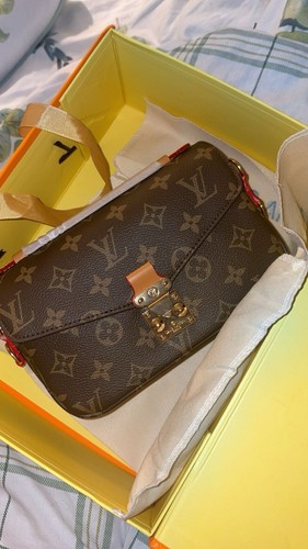 Louis vuitton bag pochette - louis,