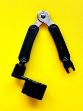 3 in 1 String Winder, Plug