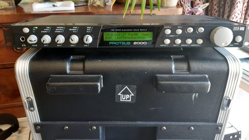 Proteus 2000 synthesizer - e-mu,