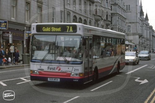 Bus photo first aberdeen 211 - bus,