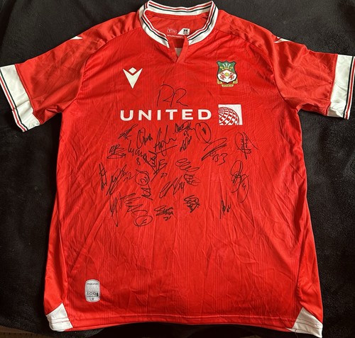 Wrexham afc red signed - afc,
