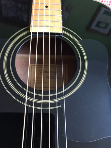 Acoustic guitar - acoustic,