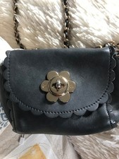 STUNNING BLACK LEATHER