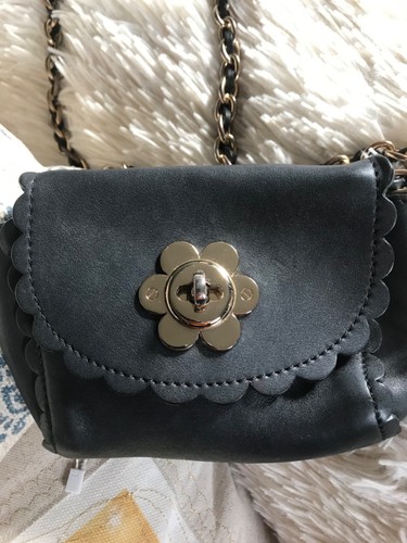Stunning black leather - stunning,