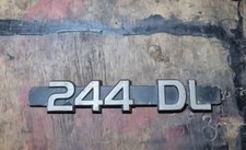 Volvo 244 DL badge