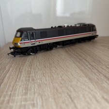 Hornby OO Gauge R471 Class 90