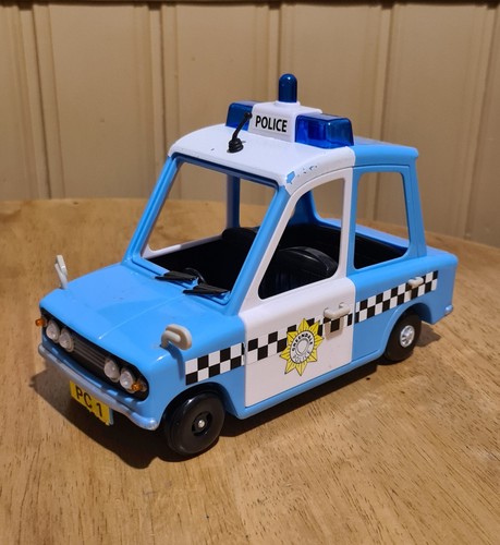 Vintage postman pat greendale - postman,
