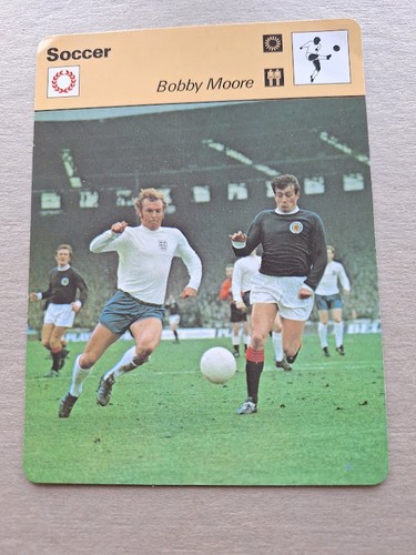 Bobby moore west ham england - moore,