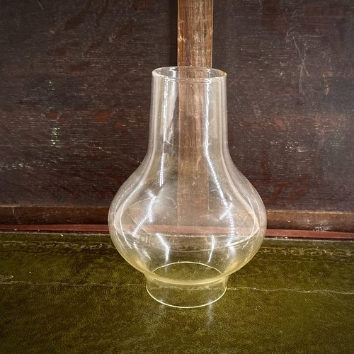 Clear glass oil lamp - clear,