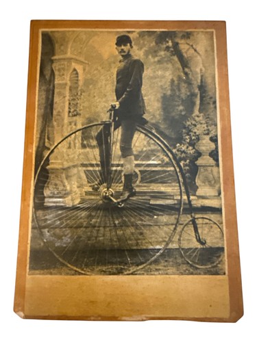 Penny farthing high wheeler - penny-farthing,