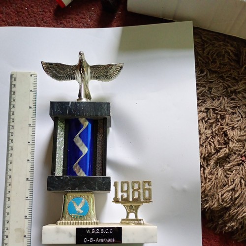 Pigeon racing trophy 1986 - racing,