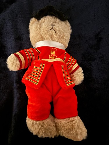 Tower london beefeater - beefeater, bear