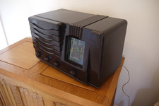 VINTAGE WESTMINSTER LW/MW/SW VALVE MAINS RADIO IN BAKELITE CABINET GWO 1940'S