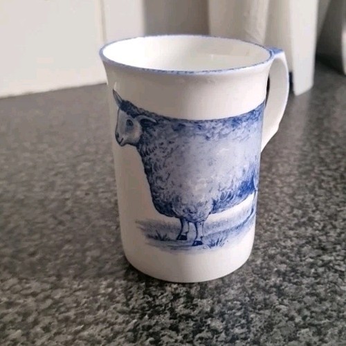 Blue and white - , kirsty