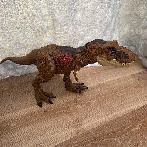 Jurassic world tyrannosaurus - jurassic,