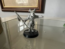 Metal Easterling Captain