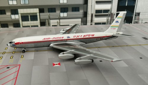 Air india boeing - india, b707-420