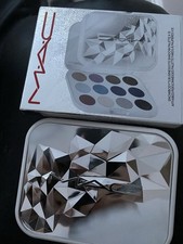 MAC Cosmetics Snowbody's Business Eye Shadow Palette x12 limited-edition palette