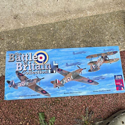 Royal air force battle - air,