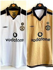 Vintage MUFC Reversible UMBRO