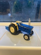 Britains ford 6600 tractor with linkbox 1/32