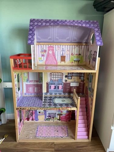 Kidkraft dolls house - kidkraft,