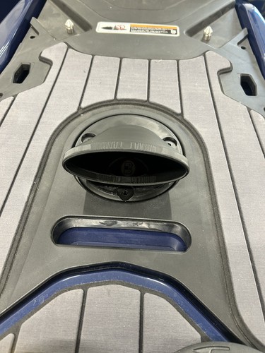 Tow post pillar engine vent - pillar,