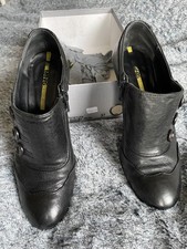 MANAS LEA FOSCATI SIZE 4 Eu 37