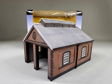 Graham Farish 42-0001 Two Road Brick Engine Shed - N GAUGE