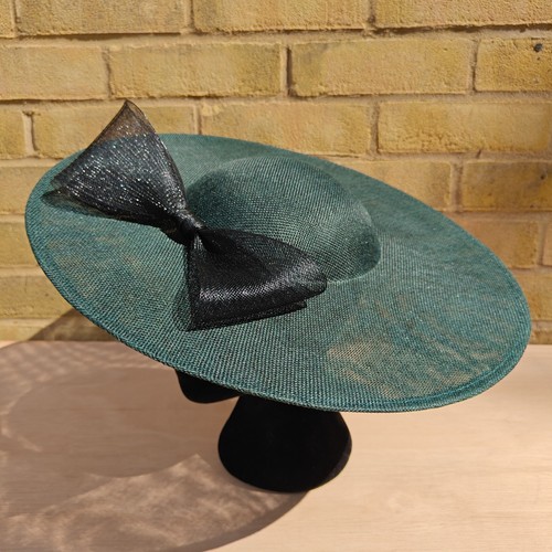 Dark green black bow - green,