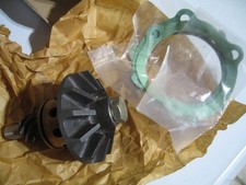 Triumph TR7 Water Pump NEW