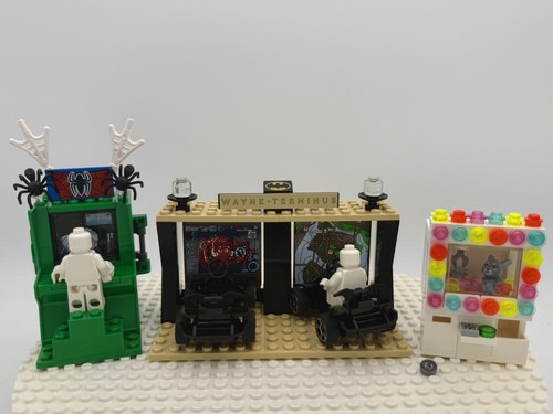 Lego minifigure arcade machine - lego,