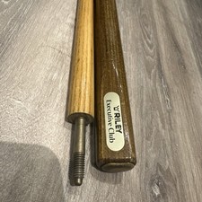 Vintage Riley Executive Club Snooker / Pool Cue – Wooden Cue and Riley Bag