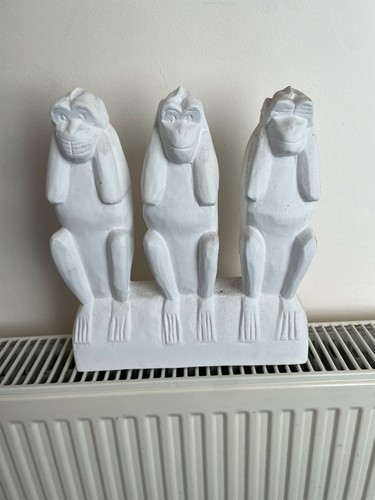 Three wise monkeys - wise, hand