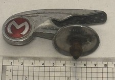  MORRIS BONNET BADGE Morris