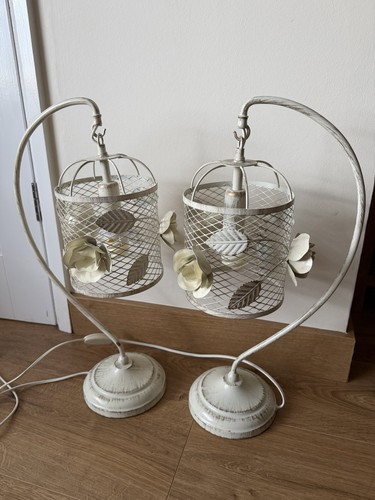 Pair cream shabby - pair,