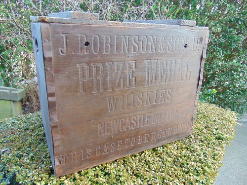 Robinson sons prize medal - &,