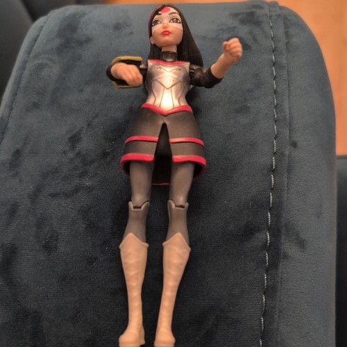 Super hero girl - dc,