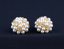 Vintage Gold Tone Elegant Faux