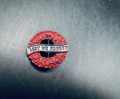 Poppie pin red flower - flower, lapel