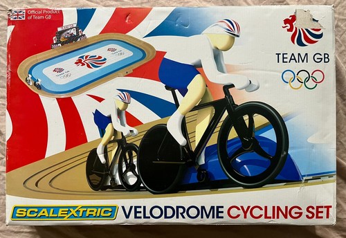 Scalextric team velodrome - scalextric,