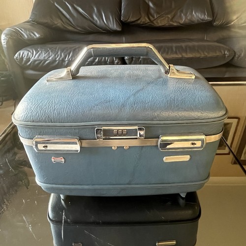 Vintage american tourister - vintage,