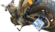 Side mount license plate