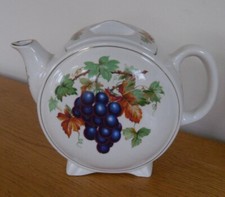 Ringtons Maling Ware "Vine"