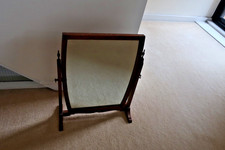 Antique Mahogany Dressing