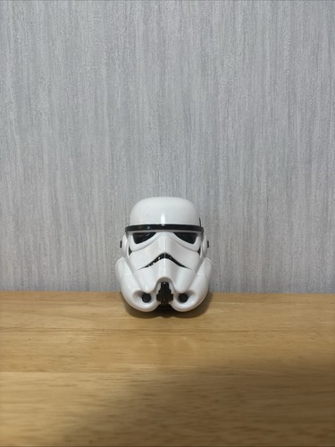 Star wars stormtrooper helmet - star,