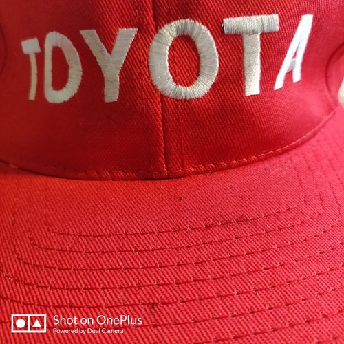 Vintage men toyota red hat - toyota,